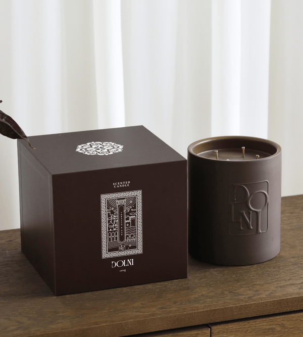 Dolni XL Tobacco & Oud Candle
