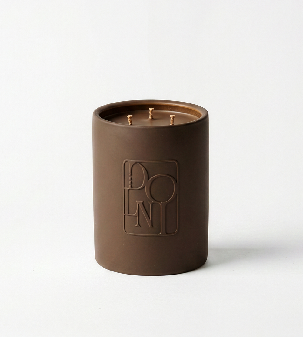 Dolni Large Brown Ceramic 600g Tobacco & Oud Candle