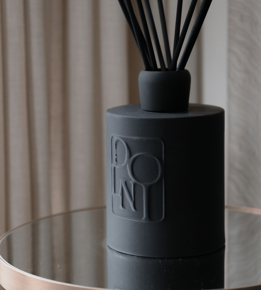 Dolni Extra Large Black Ceramic Rodí Noir Reed Diffuser