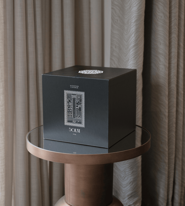 Dolni XL Black Ceramic 2200g Tuberose & Sandalwood Candle