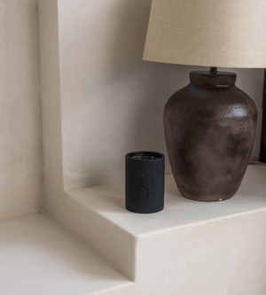 Dolni Large Black Ceramic 600g Tuberose & Sandalwood Candle