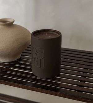 Dolni Large Brown Ceramic 600g Tobacco & Oud Candle